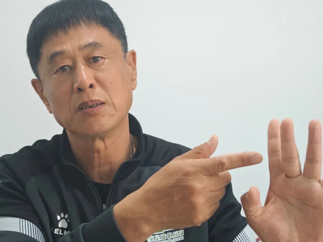必一运动介绍图片